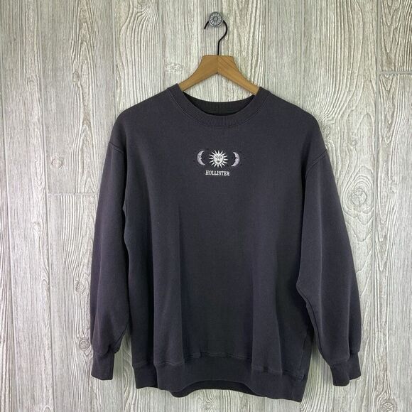 Hollister Men's Size Small Black Embroidered Fleece Lined Pullover Sweater - Picture 2 of 7